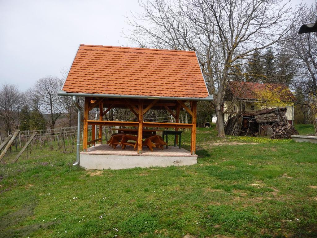 נג'קניז'ה Foerhenc Wine House & Guesthouses I-Ii-Iii מראה חיצוני תמונה