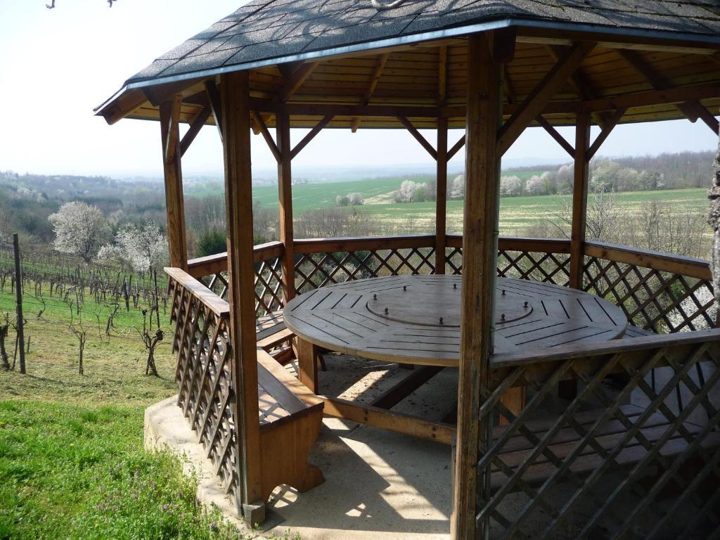 נג'קניז'ה Foerhenc Wine House & Guesthouses I-Ii-Iii מראה חיצוני תמונה