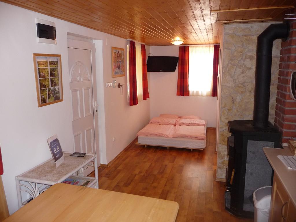 נג'קניז'ה Foerhenc Wine House & Guesthouses I-Ii-Iii מראה חיצוני תמונה